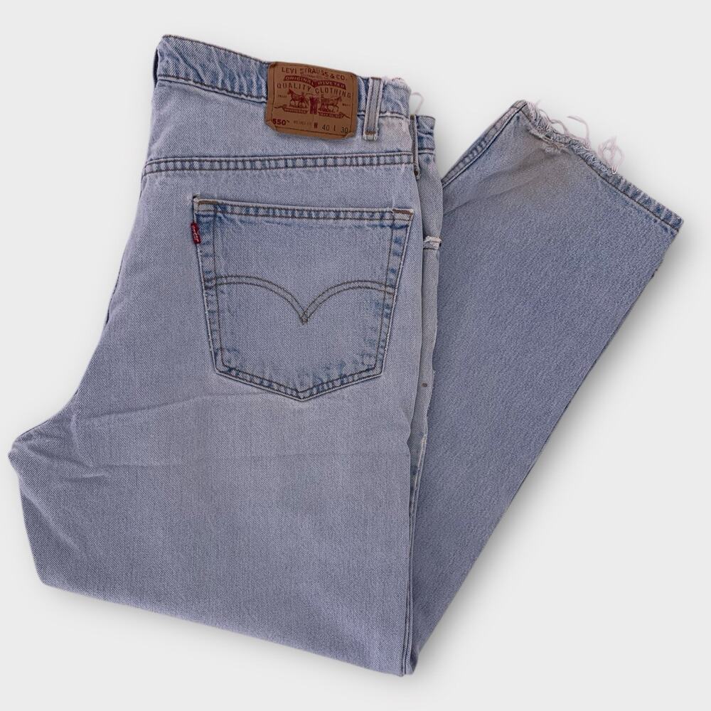 Vintage Levi’s 550 Jeans Men’s 38x30 Blue Relaxed Fit Tapered USA Made Thrashed